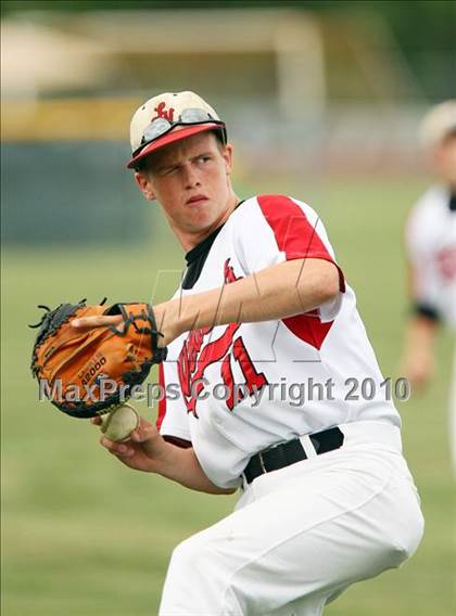 Thumbnail 3 in Belton vs Lake Highlands (Texas 3A Region ll Playoffs) photogallery.