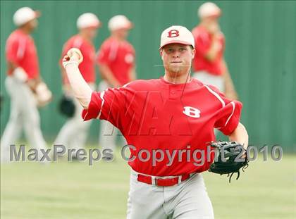 Thumbnail 3 in Belton vs Lake Highlands (Texas 3A Region ll Playoffs) photogallery.