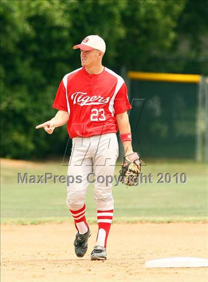 Thumbnail 2 in Belton vs Lake Highlands (Texas 3A Region ll Playoffs) photogallery.