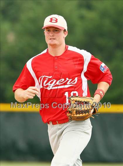 Thumbnail 2 in Belton vs Lake Highlands (Texas 3A Region ll Playoffs) photogallery.
