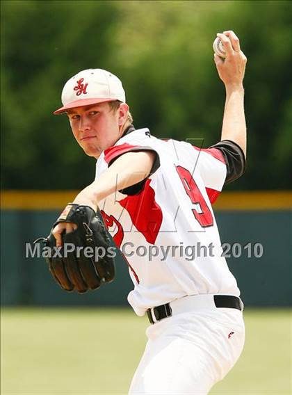 Thumbnail 1 in Belton vs Lake Highlands (Texas 3A Region ll Playoffs) photogallery.