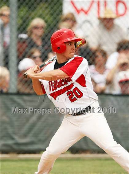 Thumbnail 3 in Belton vs Lake Highlands (Texas 3A Region ll Playoffs) photogallery.