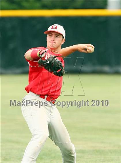 Thumbnail 2 in Belton vs Lake Highlands (Texas 3A Region ll Playoffs) photogallery.