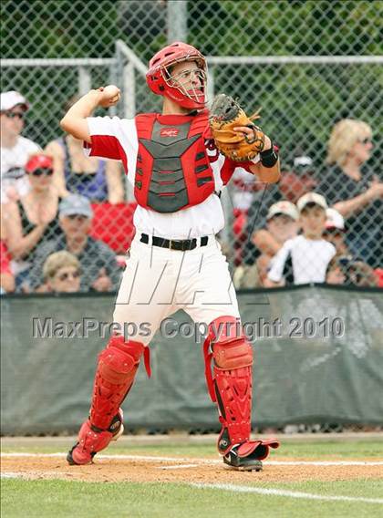 Thumbnail 3 in Belton vs Lake Highlands (Texas 3A Region ll Playoffs) photogallery.