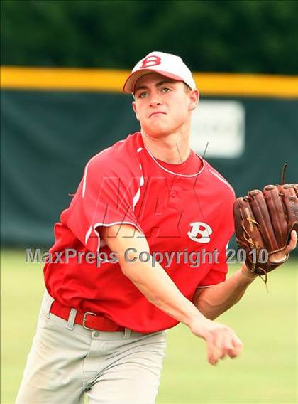 Thumbnail 2 in Belton vs Lake Highlands (Texas 3A Region ll Playoffs) photogallery.