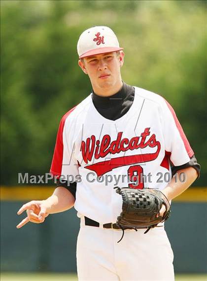 Thumbnail 3 in Belton vs Lake Highlands (Texas 3A Region ll Playoffs) photogallery.