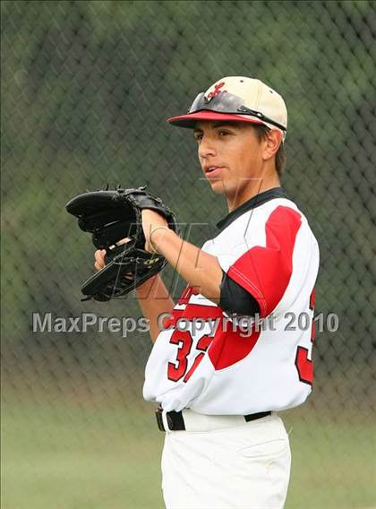 Thumbnail 2 in Belton vs Lake Highlands (Texas 3A Region ll Playoffs) photogallery.