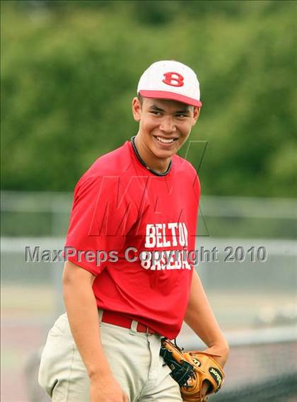 Thumbnail 2 in Belton vs Lake Highlands (Texas 3A Region ll Playoffs) photogallery.