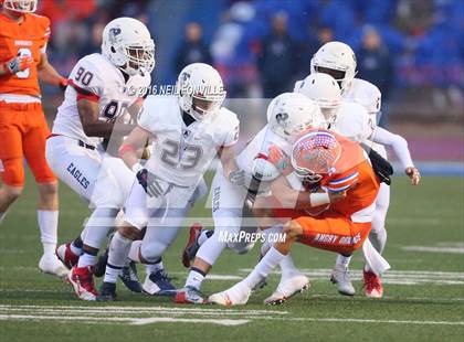 Thumbnail 2 in San Angelo Central vs. Allen (UIL 6A Regional Playoff) photogallery.