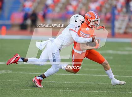 Thumbnail 1 in San Angelo Central vs. Allen (UIL 6A Regional Playoff) photogallery.