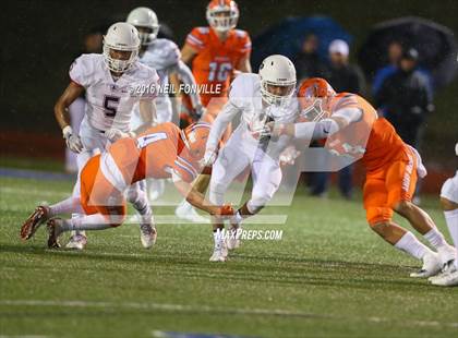 Thumbnail 2 in San Angelo Central vs. Allen (UIL 6A Regional Playoff) photogallery.