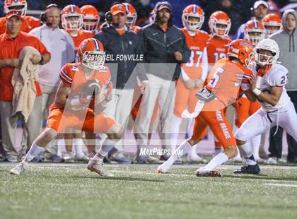 Thumbnail 2 in San Angelo Central vs. Allen (UIL 6A Regional Playoff) photogallery.