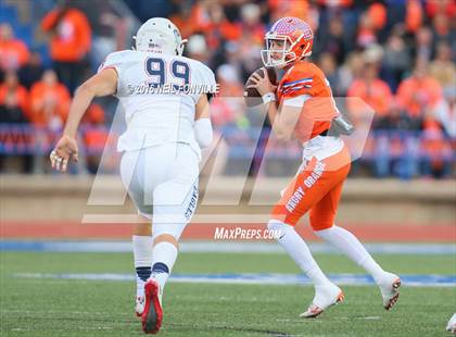 Thumbnail 2 in San Angelo Central vs. Allen (UIL 6A Regional Playoff) photogallery.
