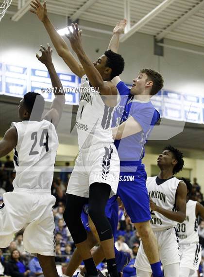 Thumbnail 3 in Hamilton Heights Christian Academy @ McCallie (Dr Pepper Classic) photogallery.