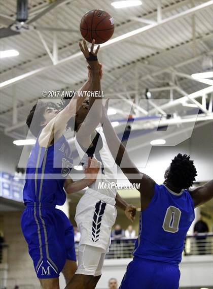 Thumbnail 1 in Hamilton Heights Christian Academy @ McCallie (Dr Pepper Classic) photogallery.