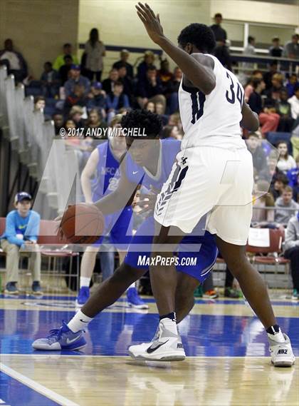 Thumbnail 3 in Hamilton Heights Christian Academy @ McCallie (Dr Pepper Classic) photogallery.