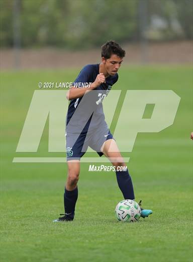 null - Photo 01