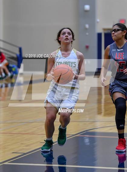 Thumbnail 2 in McCollum vs Lee [Robert E.] (SAISD Basketball Tournament) photogallery.