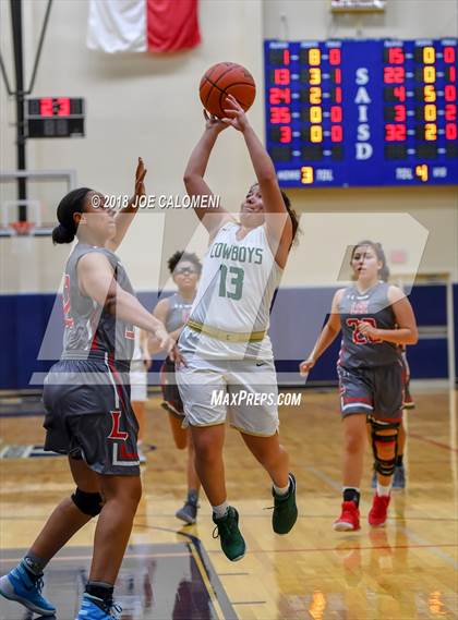 Thumbnail 1 in McCollum vs Lee [Robert E.] (SAISD Basketball Tournament) photogallery.