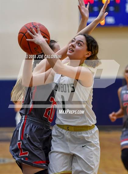 Thumbnail 1 in McCollum vs Lee [Robert E.] (SAISD Basketball Tournament) photogallery.