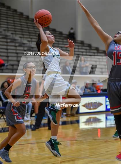 Thumbnail 1 in McCollum vs Lee [Robert E.] (SAISD Basketball Tournament) photogallery.