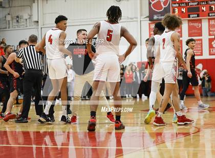 Thumbnail 3 in Holy Cross vs Newport (Ninth Region All A Final) photogallery.
