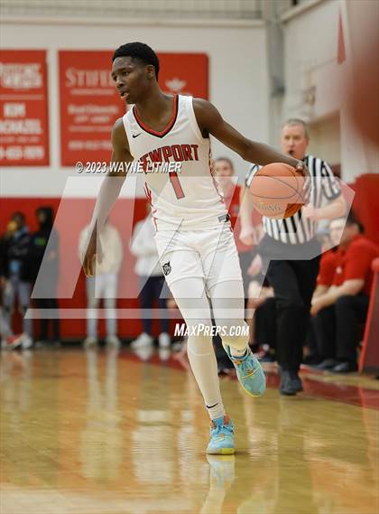 Thumbnail 2 in Holy Cross vs Newport (Ninth Region All A Final) photogallery.