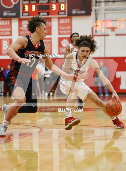 Thumbnail 3 in Holy Cross vs Newport (Ninth Region All A Final) photogallery.