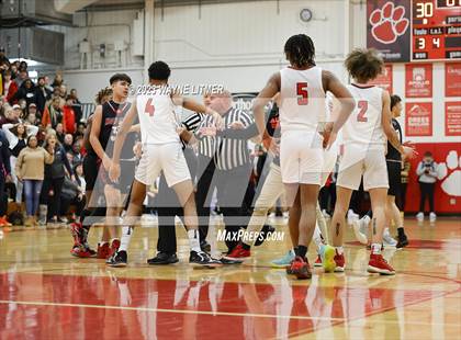 Thumbnail 1 in Holy Cross vs Newport (Ninth Region All A Final) photogallery.