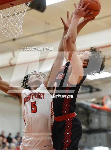 Thumbnail 1 in Holy Cross vs Newport (Ninth Region All A Final) photogallery.