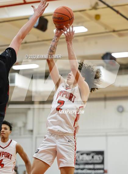 Thumbnail 3 in Holy Cross vs Newport (Ninth Region All A Final) photogallery.