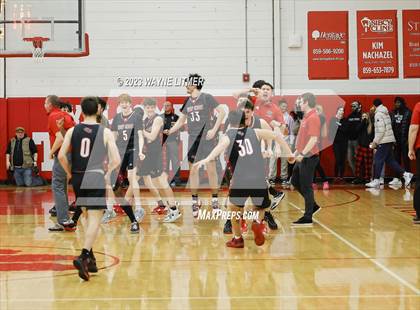 Thumbnail 2 in Holy Cross vs Newport (Ninth Region All A Final) photogallery.