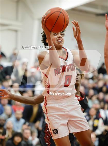 Thumbnail 2 in Holy Cross vs Newport (Ninth Region All A Final) photogallery.