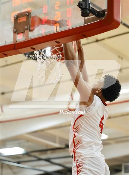 Thumbnail 3 in Holy Cross vs Newport (Ninth Region All A Final) photogallery.