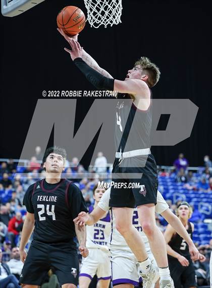 Thumbnail 2 in Irion County vs. Texline (UIL 1A State Semifinal) photogallery.
