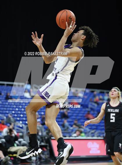 Thumbnail 2 in Irion County vs. Texline (UIL 1A State Semifinal) photogallery.