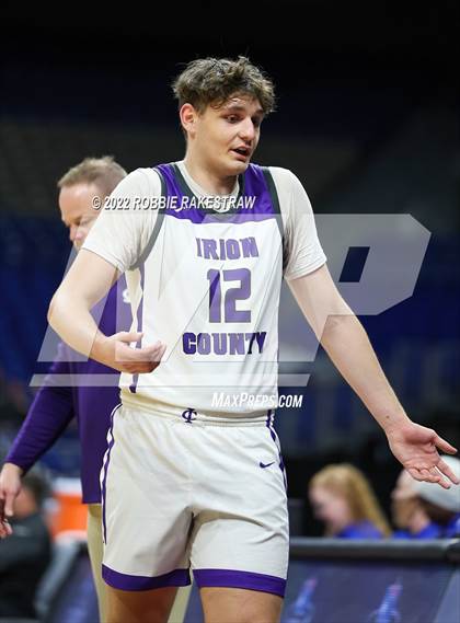Thumbnail 3 in Irion County vs. Texline (UIL 1A State Semifinal) photogallery.