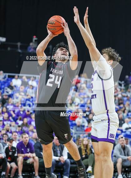 Thumbnail 2 in Irion County vs. Texline (UIL 1A State Semifinal) photogallery.