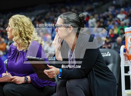 Thumbnail 3 in Irion County vs. Texline (UIL 1A State Semifinal) photogallery.