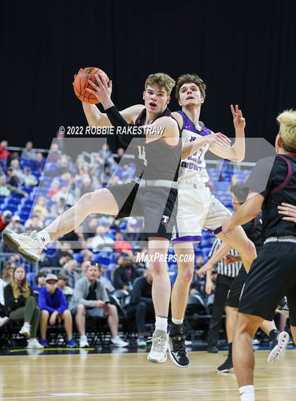 Thumbnail 3 in Irion County vs. Texline (UIL 1A State Semifinal) photogallery.