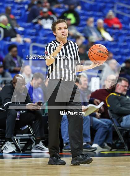 Thumbnail 1 in Irion County vs. Texline (UIL 1A State Semifinal) photogallery.