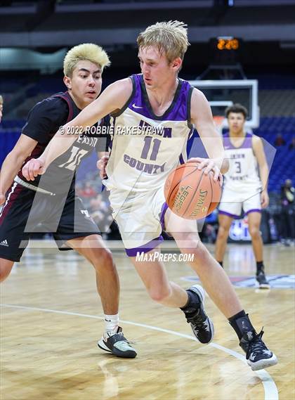 Thumbnail 1 in Irion County vs. Texline (UIL 1A State Semifinal) photogallery.