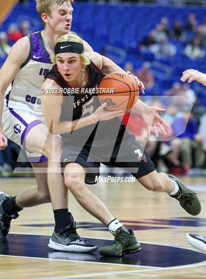 Thumbnail 2 in Irion County vs. Texline (UIL 1A State Semifinal) photogallery.