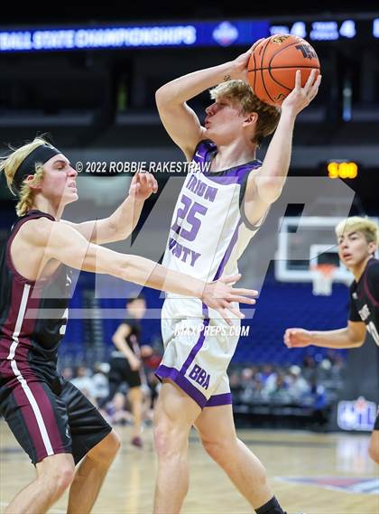 Thumbnail 3 in Irion County vs. Texline (UIL 1A State Semifinal) photogallery.