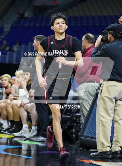 Thumbnail 1 in Irion County vs. Texline (UIL 1A State Semifinal) photogallery.