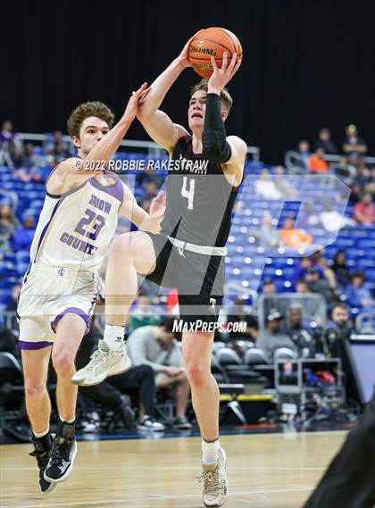 Thumbnail 1 in Irion County vs. Texline (UIL 1A State Semifinal) photogallery.