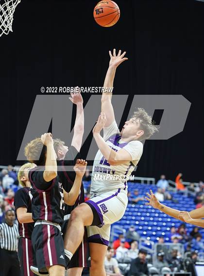 Thumbnail 2 in Irion County vs. Texline (UIL 1A State Semifinal) photogallery.