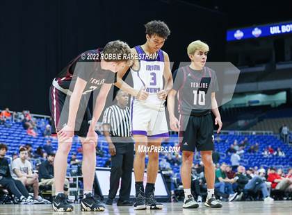 Thumbnail 1 in Irion County vs. Texline (UIL 1A State Semifinal) photogallery.