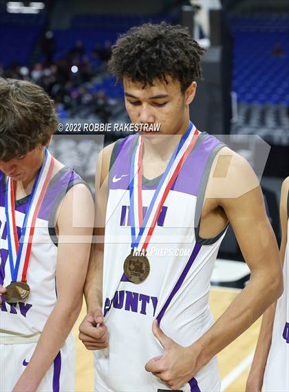 Thumbnail 2 in Irion County vs. Texline (UIL 1A State Semifinal) photogallery.