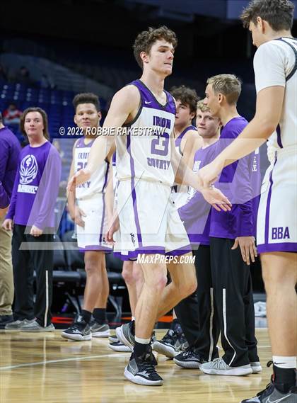 Thumbnail 2 in Irion County vs. Texline (UIL 1A State Semifinal) photogallery.